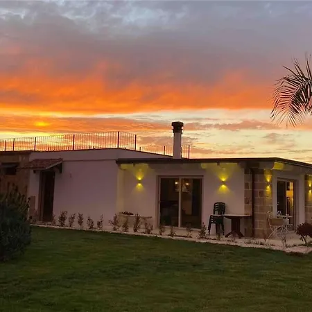 Masseria Tre Archi & Apulia Relais Villa *