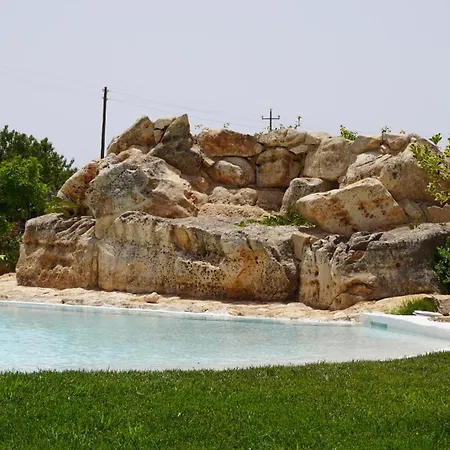 Masseria Tre Archi & Apulia Relais *