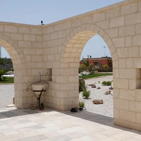 Villa Masseria Tre Archi & Apulia Relais