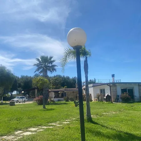 Masseria Tre Archi & Apulia Relais