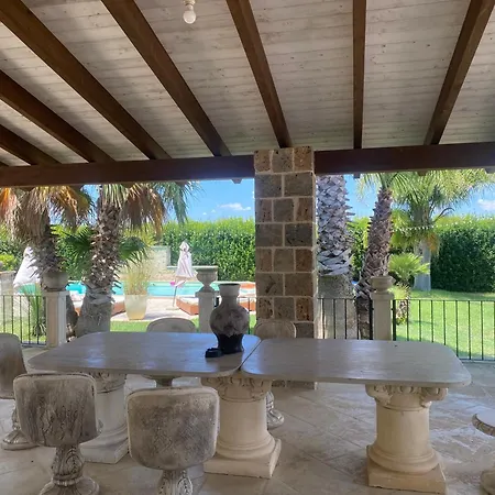 Villa Masseria Tre Archi & Apulia Relais Gentiluomo