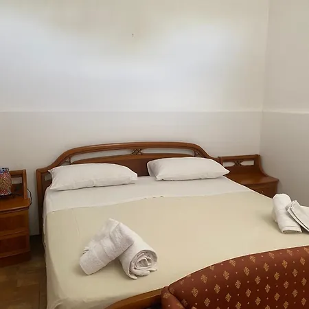 Masseria Tre Archi & Apulia Relais Villa *